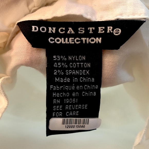 Women’s 2 XS Ivory Cream frilly Ruffle Sleeveless Doncaster career blouse Top - Picture 5 of 5